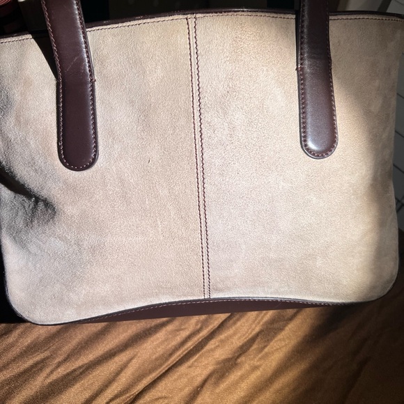 Salvatore Ferragamo brown leather straps and tan suede bag. Great condition - Picture 15 of 16